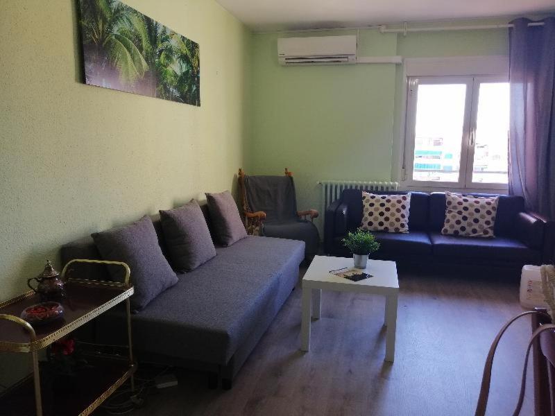 Dos Torres Frodo - Estacionamiento Privado Gratuito Apartment Zaragoza Phòng bức ảnh